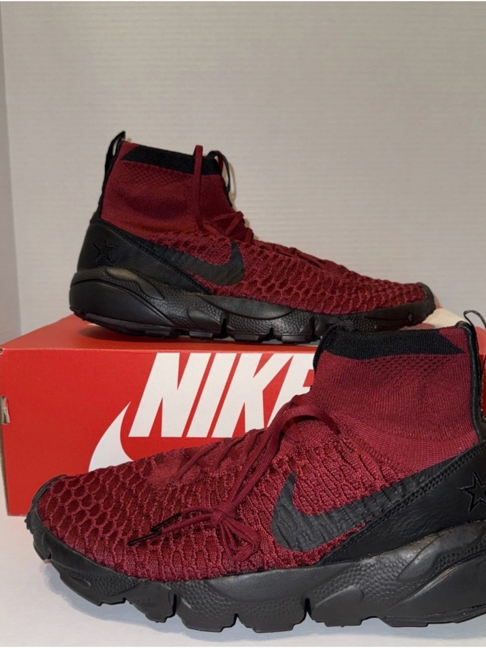 Size 10 - Nike Air Footscape Magista Team Red Shoes